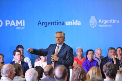 Alberto Fernández en Quilmes hizo anuncios para los jubilados