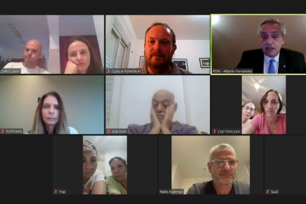 Alberto Fernández en su diálogo vía Zoom con familiares de argentinos secuestrados por Hamas