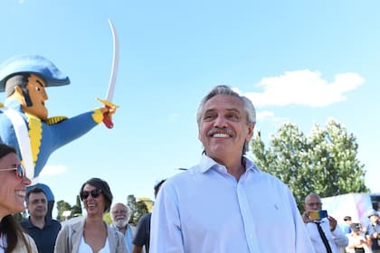 Alberto Fernández, en Tecnópolis, en modo campaña
