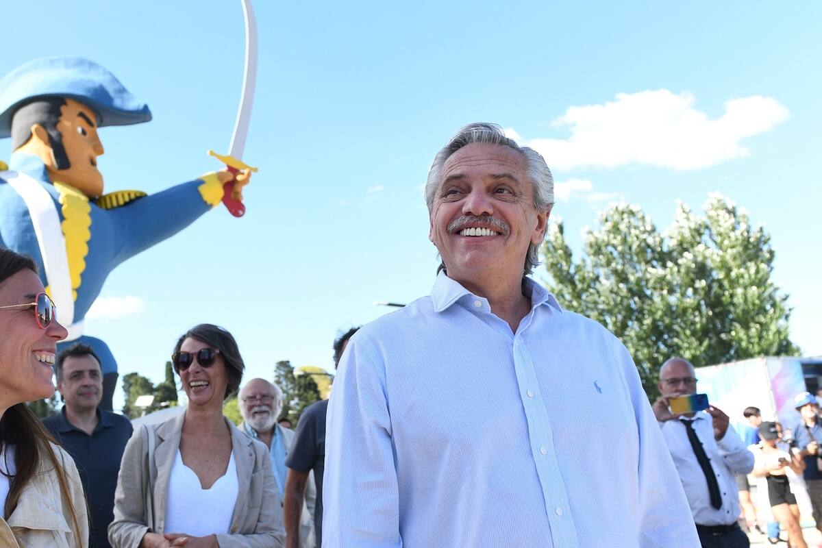 Alberto Fernández, en un acto en Tecnópolis; el Presidente recorre el país en modo campaña