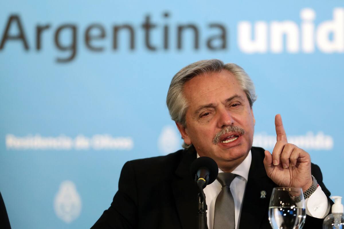 Alberto Fernández entrevista radio Nacional