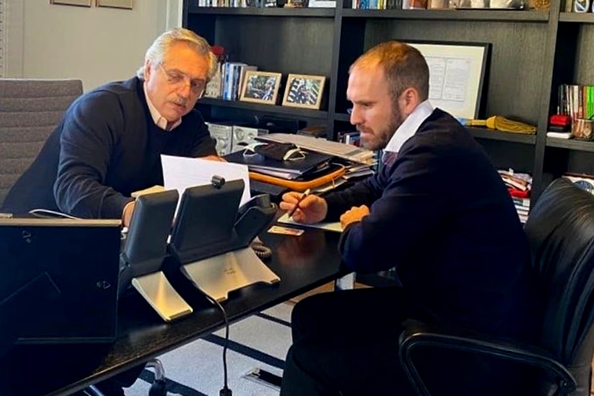 Alberto Fernández entrevista radio Nacional