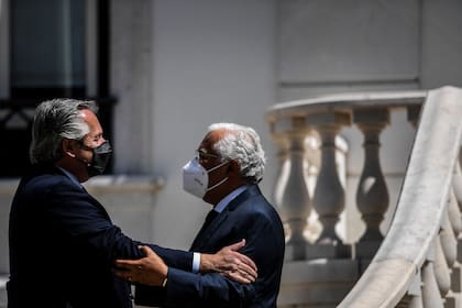 Alberto Fernandez es recibido por el primer ministro de Portugal, António Costa, en el Palacio Sao Bento, en Lisboa