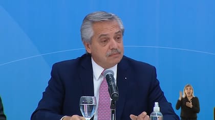 Alberto Fernández está entre los testigos que deberán declarar en el juicio por presunto direccionamiento de la obra pública para favorecer a Lázaro Báez