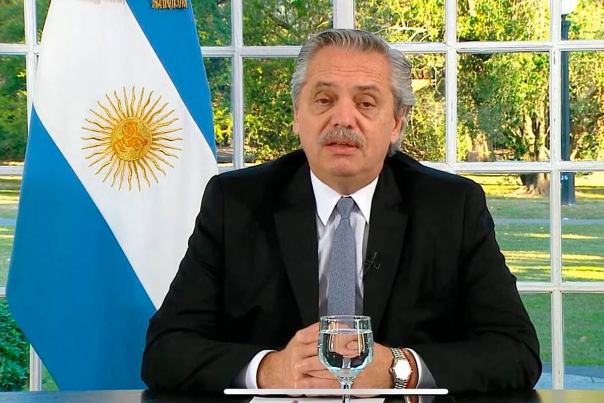 Alberto Fernández inauguró un puerto en Santa Fe: "El campo es un actor importante y necesitamos de su desarrollo"