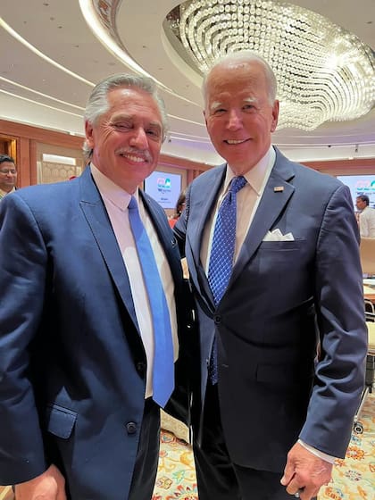 Alberto Fernández junto a Joe Biden