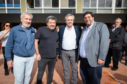 Alberto Fernández junto a Juan Manuel Olmos