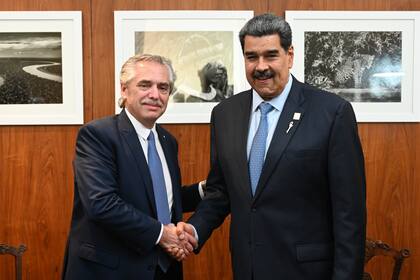 Alberto Fernández, junto a Nicolás Maduro, en Brasilia