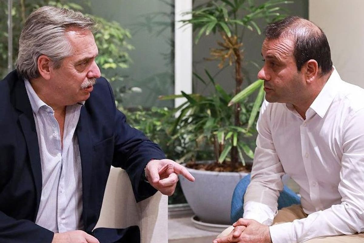 Alberto Fernández junto a Oscar Herrera Ahuad