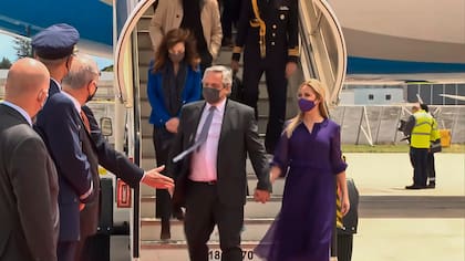 Alberto Fernández llegó ayer a Lisboa, primera escala de su gira oficial europea