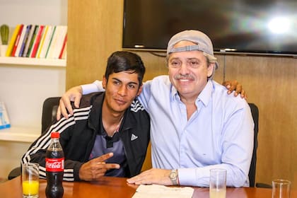 Alberto Fernández recibió a Brian Gallo en sus oficinas de Mëxico