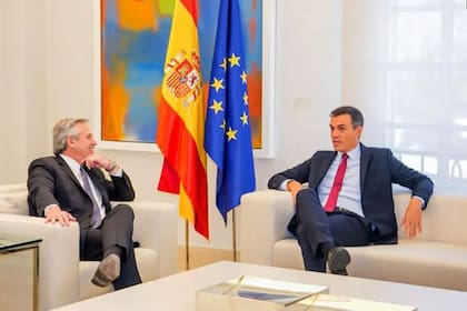 Alberto Fernández se reunió en audiencia privada con Pedro Sánchez en La Moncloa, en septiembre pasado, tras el resultado de las PASO