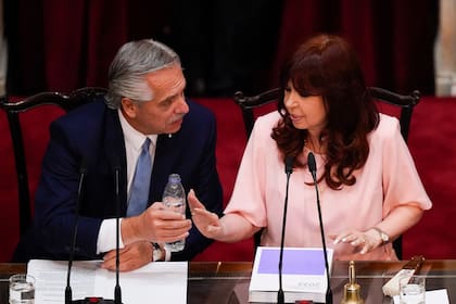 Alberto Fernández y Cristina Kirchner durante la Asamblea Legislativa, el miércoles