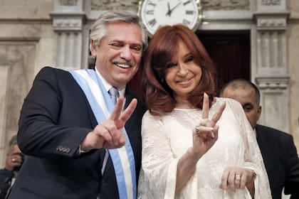 Alberto Fernández y Cristina Kirchner, la dupla que a partir de ayer quedó al frente de la conducción del país