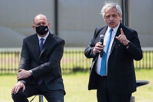 Alberto Fernandez y Gines Gonzalez Garcia junto a Omar Perotti Gobernador de Santa Fe y Pablo Javkin Intendente de Rosario, presentaron hoy el plan detectar federal en Rosario.