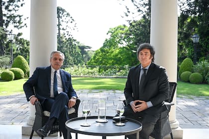 Alberto Fernández y Javier Milei, en la quinta de Olivos