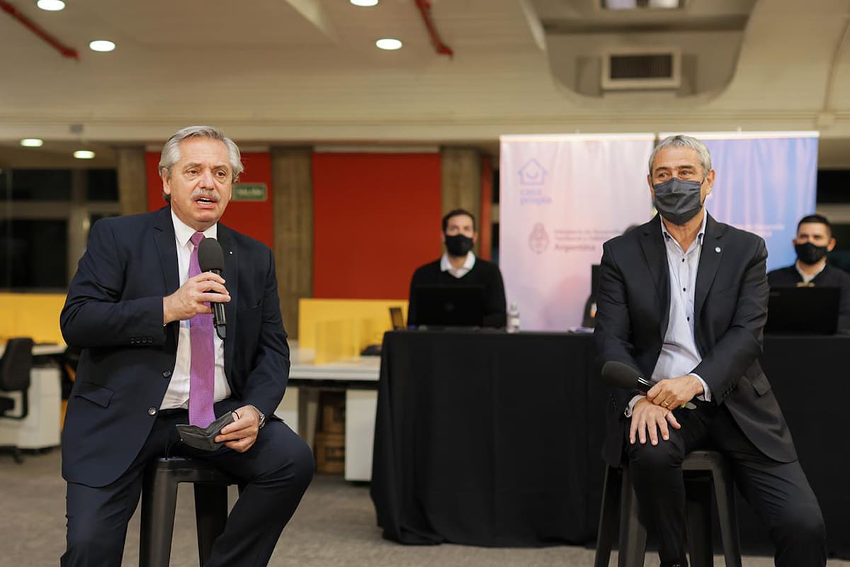 Alberto Fernández y Jorge Ferraresi encabezarán el acto del anuncio de viviendas