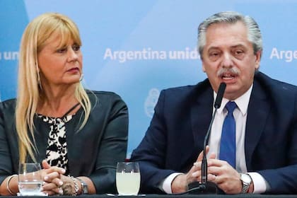 Alberto Fernández y la ministra de Justicia, Marcela Losardo