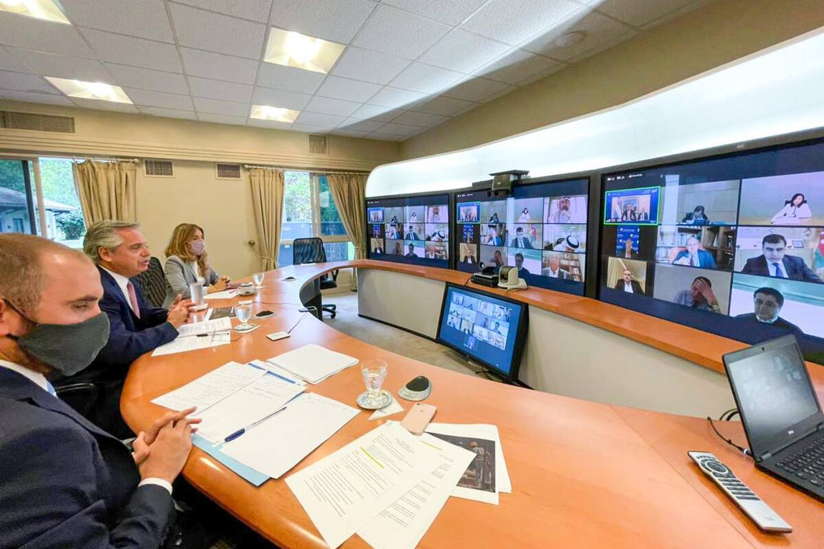 Alberto Fernández y Martín Guzmán se reunieron con 18 fondos de inversión.