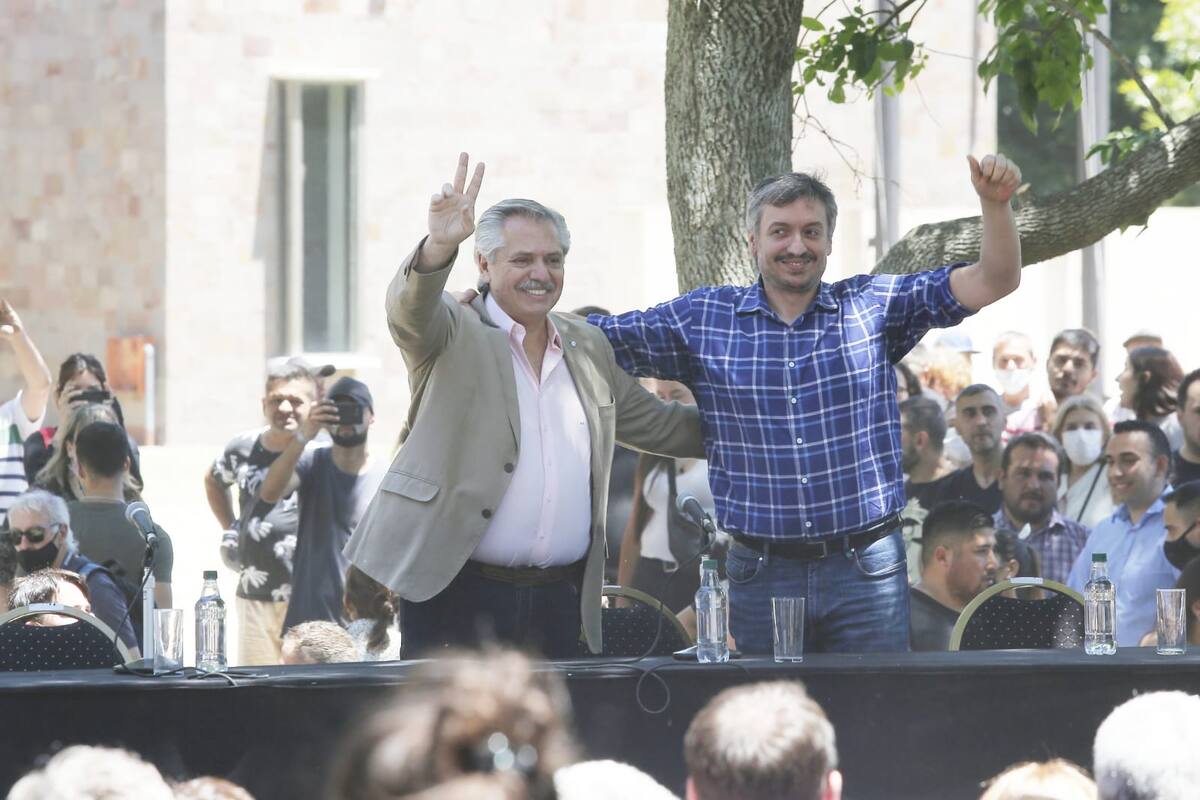 alberto fernandez y maximo Kirchner en san Vicente Presentación de nuevas autoridades partidarias