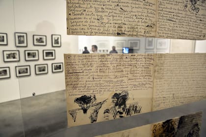 Greco definía Besos Brujos como una "novela" "Es literatura y no pintura", decía