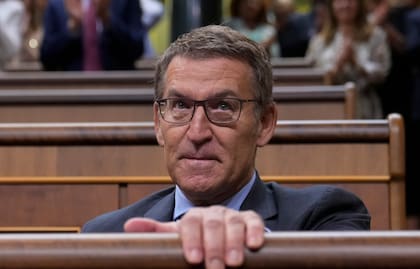 Alberto Núñez Feijóo asiste a una sesión de investidura en el Congreso de los Diputados, Madrid, España, miércoles 27 de setiembre de 2023.