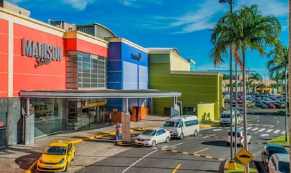 Albrook es posiblemente uno de los shoppings más concurridos, con más de 50.000 visitantes por año.