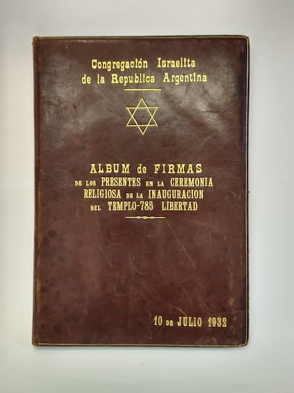 Album de firmas de la Congregación Israelita.