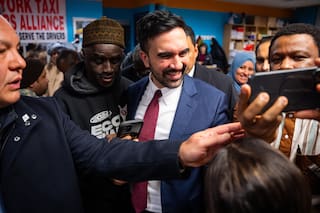 Alcalde de Nueva York anuncia el regreso del gobierno de la ciudad a TikTok