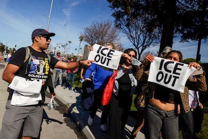 Alcaldes de las principales metrópolis de Estados Unidos iniciaron una coordinación para restringir la capacidad operativa del ICE
