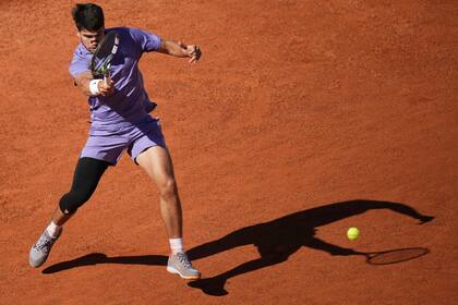 Alcaraz avanza a su primera final del Abierto de Italia, enfrentará a Sinner o Paul por el título