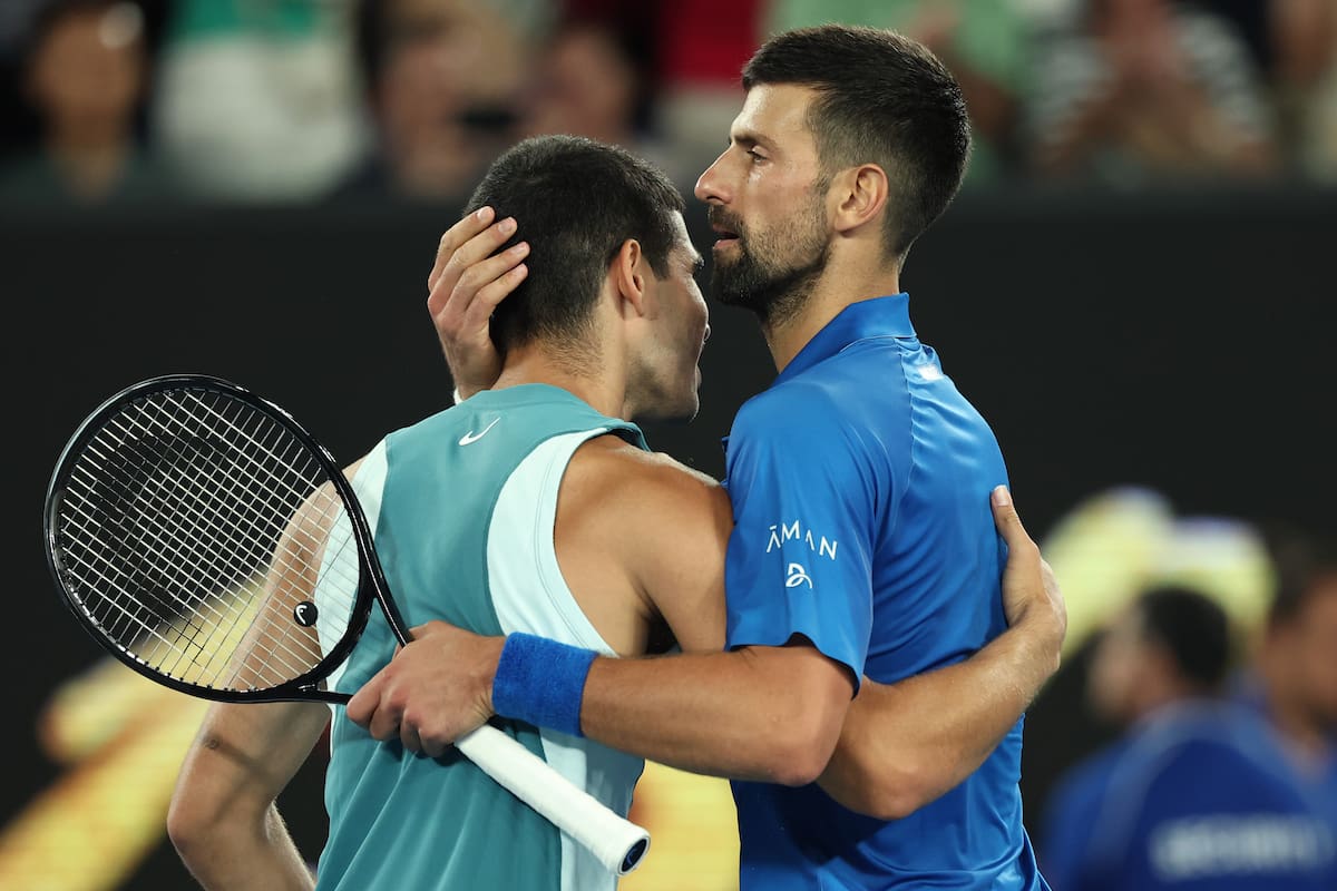 Alcaraz y Djokovic se enfrentarán en la final de Australian Open 2026; el español nunca lo ganó y el serbio es quien más festejó en Melbourne