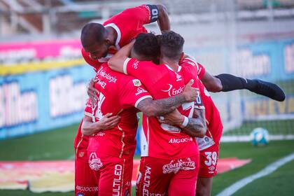 Aldosivi-Argentinos: Gol de Argentinos
