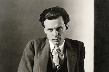 Aldous Huxley: "Es un poco embarazoso haberse preocupado por el problema humano durante toda la vida y descubrir al final que uno no tiene otro consejo para ofrecer que 'Intenten ser un poco más amables'."
