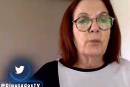 La diputada Alejandra Vigo, esposa del gobernador de Córdoba, Juan Schiaretti, pasó de la abstención en 2018 a fundamentar el voto negativo de su bloque, con el argumento de que el proyecto es inconstitucional