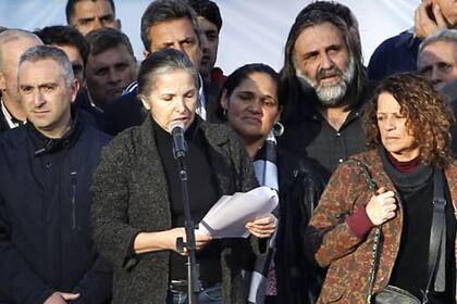 Alejandra Darín en un acto, en Plaza de Mayo