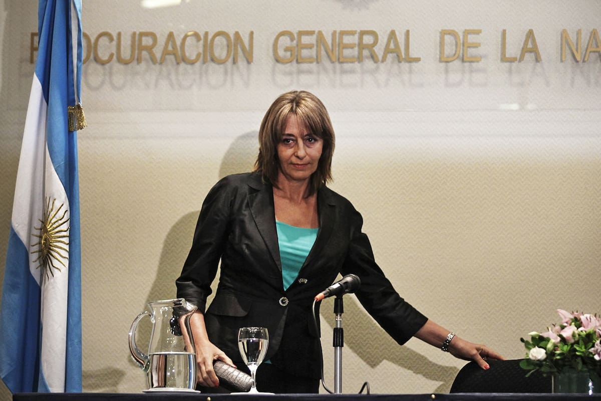 Alejandra Gils Carbó