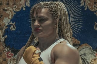 Las imágenes de “Locomotora” Oliveras en el rodaje de En el barro, la serie que estrenará Netflix tras su muerte