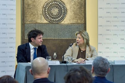 Alejandra Monteoliva y Francisco de Santibañes