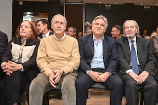 El peronismo exhibió un gesto de confluencia, aunque faltó el cristinismo