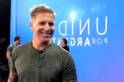 Alejandro bromeó con Ángela Lerena con volver a hacer Mar de Fondo, el recordado programa de TV de los 90 y 2000.