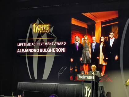 Alejandro Bulgheroni al recebir la distinción