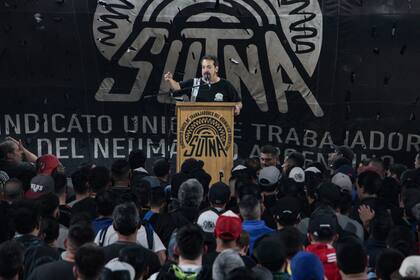 Alejandro Crespo, titular del Sutna, tras la última negociación paritaria, en septiembre pasado