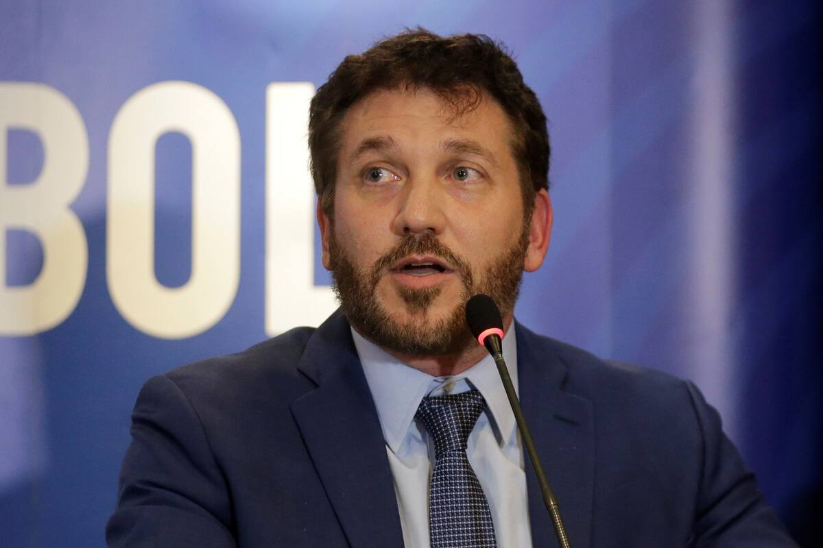 Alejandro Domínguez, presidente de la Conmebol, anunció el acuerdo sanitario de la entidad con una empresa china.