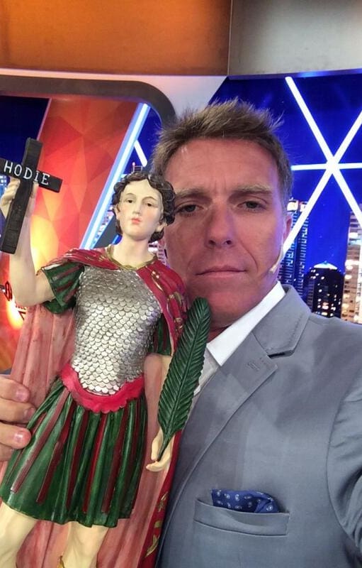 Alejandro Fantino y San Expedito