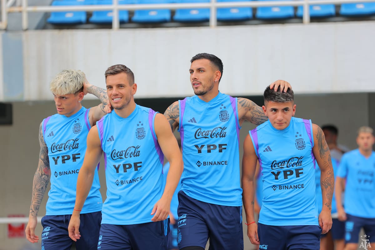 Alejandro Garnacho, Giovani Lo Celso, Leandro Paredes y Thiago Almada: los cuatro podrían ser titulares este lunes