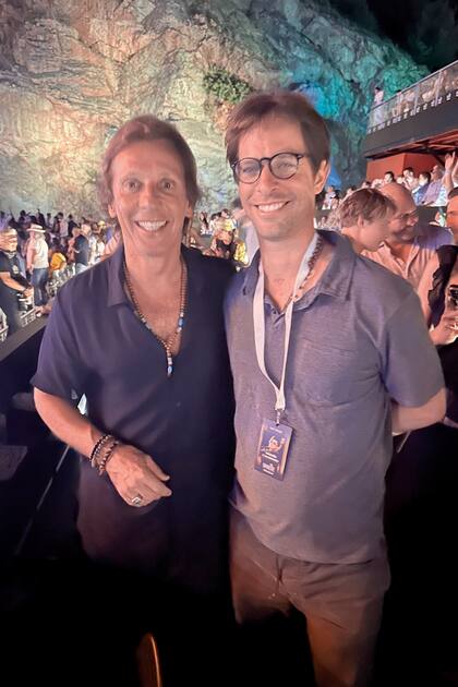 Alejandro Gravier y Corchito Zavaleta. El año pasado, el polista también estuvo en Starlite y conoció a Calamaro, su ídolo desde la infancia, gracias a la gestión de los Gravier-Mazza.