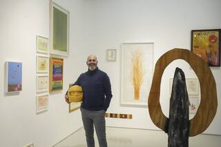 Alejandro Ikonicoff exhibe parte de su colección