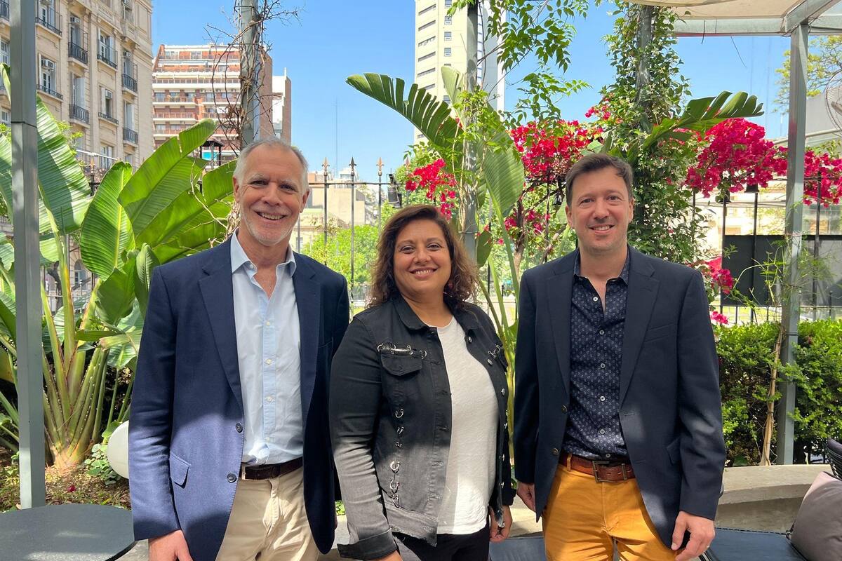 Alejandro Lastra, Sonia Felix y Gino Genovesio