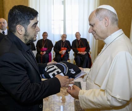Alejandro “Peluca” Gramajo junto al Papa León